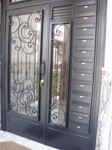 Ferforje Apartman Kapısı 0006